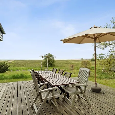 Cozy Low-energy With Sea Views Hébergement de vacances *