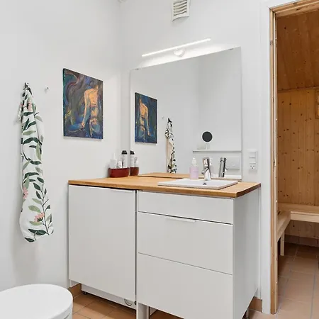 Cozy Low-energy With Sea Views Hébergement de vacances